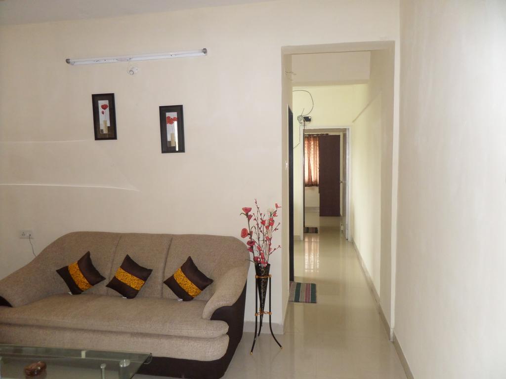 Cosmos Luxury Vimannagar Aparthotel Pune Room photo